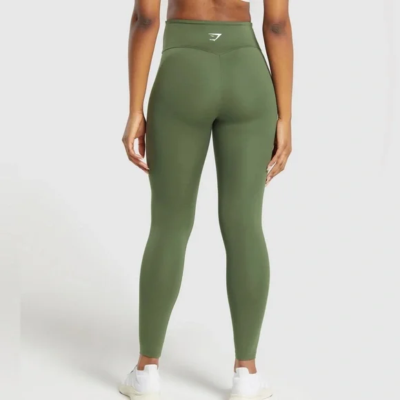 LIKE NEW Gymshark Training Leggings - Core Olive - Picture 9 of 10
